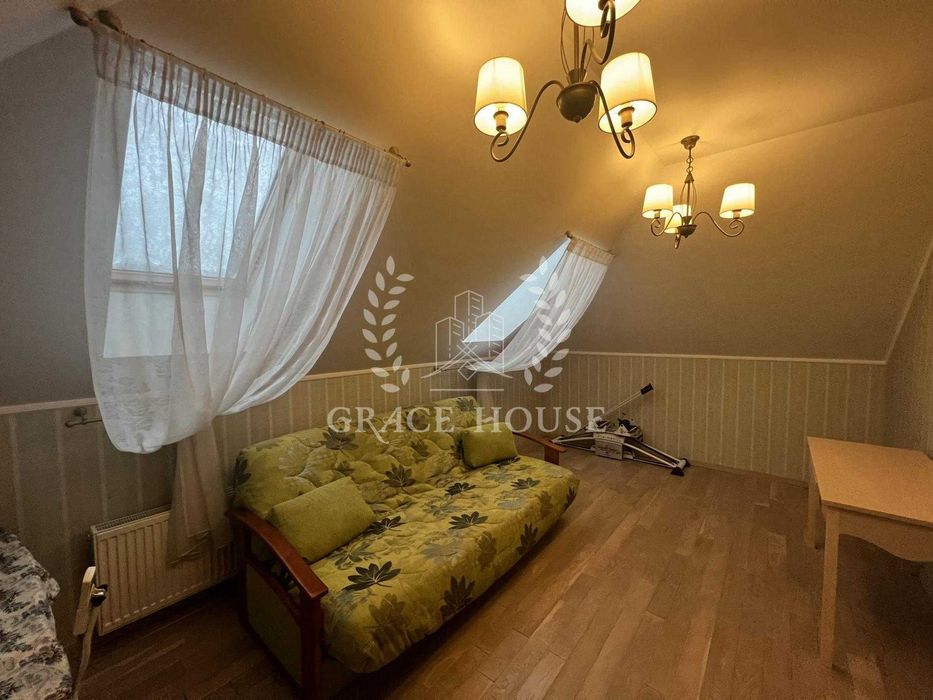 Продаж будинку 270м у лісу Старі Петрівці 15 соток землі перша лінія