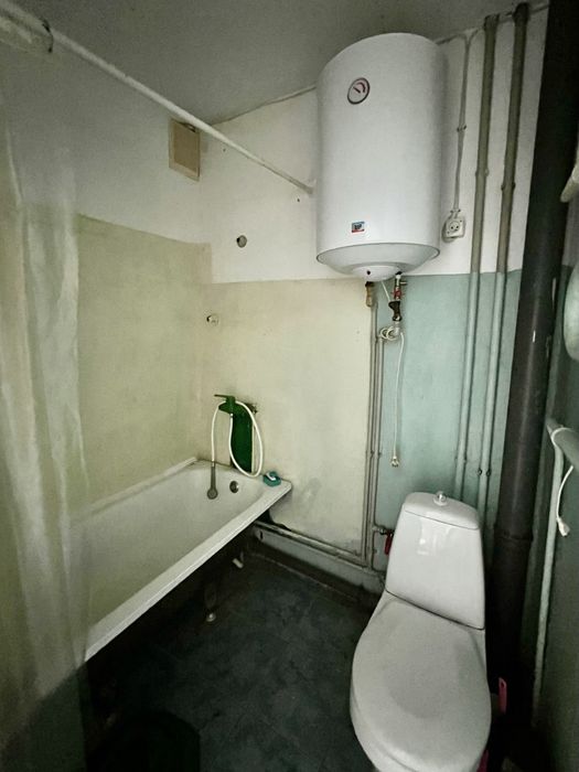 1-кімнатна квартира, вул. Лавреньова 29-А, 3/5, гарний житловий стан