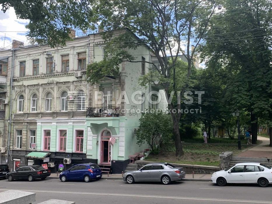 Продаж без %  2-к квартири. Ремонт Михайлівська Софійська площа Майдан