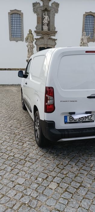 Peugeot partner 2023 impecável por 16605 IVA dedotival