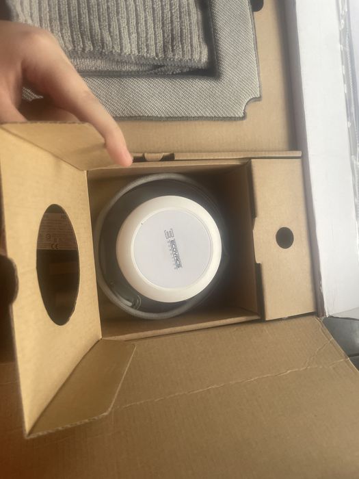 Bezprzewodowy robot do mycia szyb, okien ECOVACS Winbot X