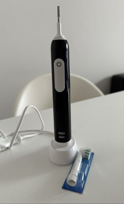 Szczoteczka elektryczna Oral-B Pro Series 1