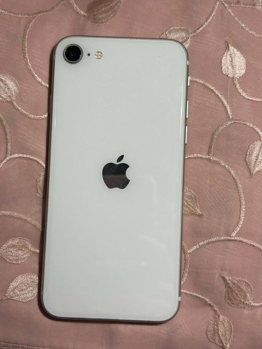 Iphone SE 2020 білий white 64 gb у дуже гарному стані телефон apple