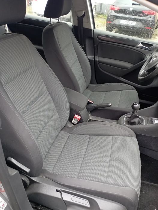 Bancos Frontais e Traseiros VW Golf VI 2010