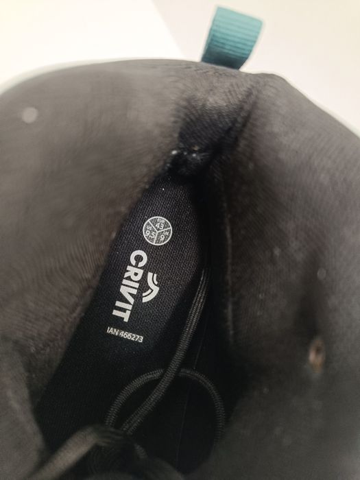 Crivit r.43 (27.5 cm) trekingi męskie waterproof