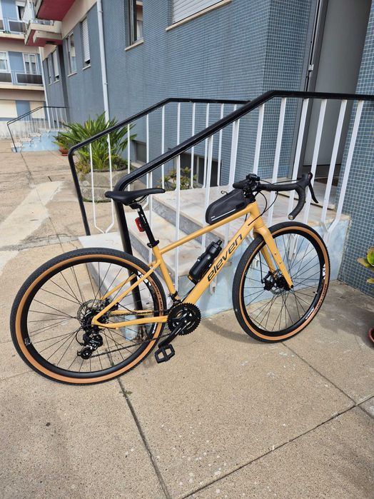 Bicicleta Gravel Nova