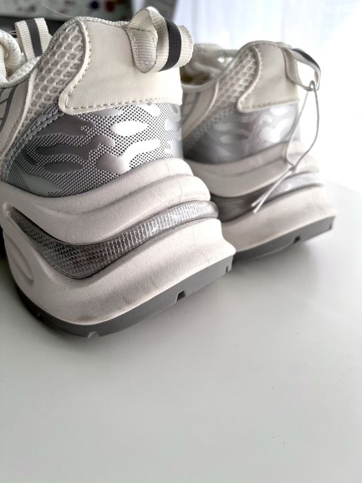 Buty sportowe r.39