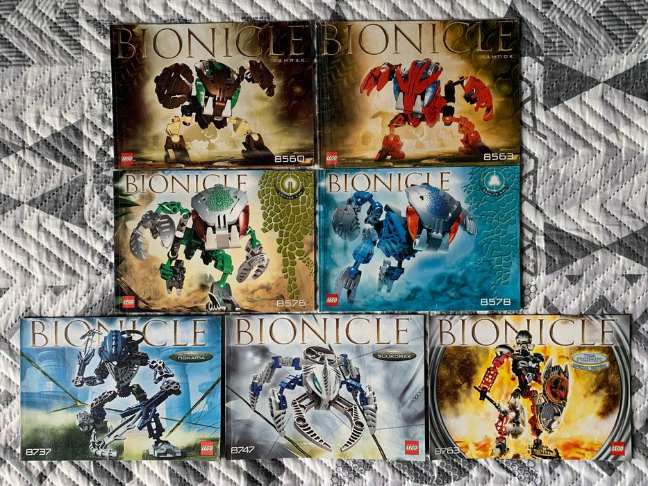 Manuais Bionicle Variados (preço unitário)