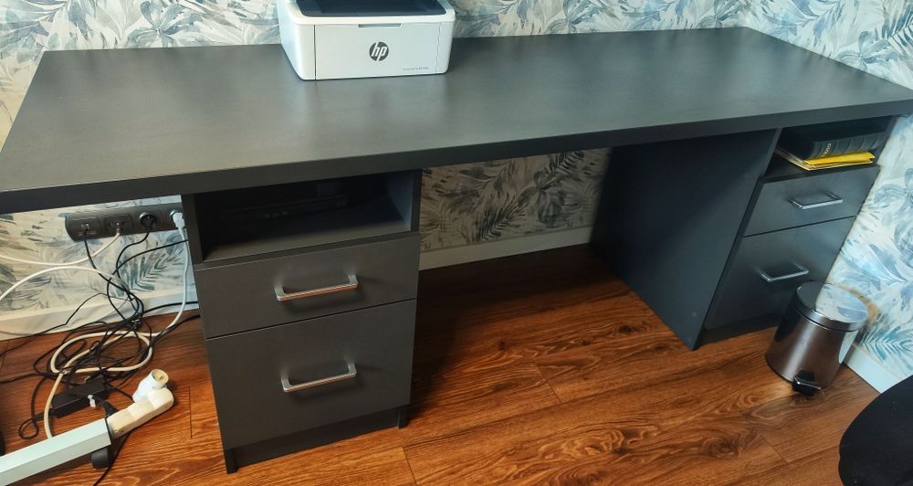 Grafitowa półka jak nowa