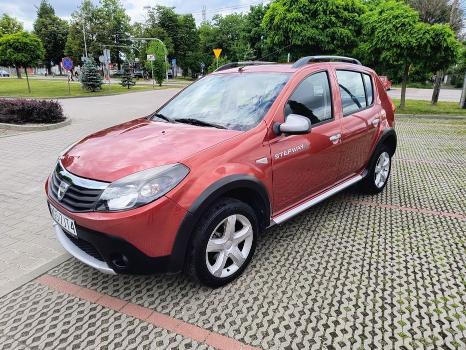 Dacia Sandero Stepway 1.6MPI 84 KM *Klimatyzacja * 2 Komplety Kół * Zadbana * 2011r