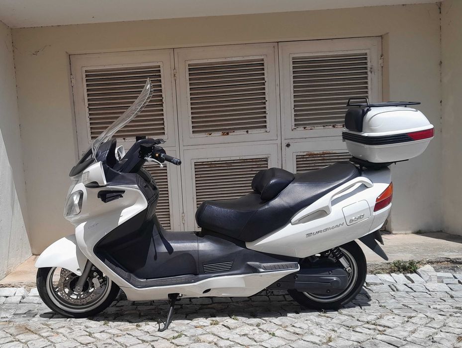 SUZUKI BURGMAN 650