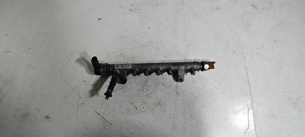 Listwa wtryskowa Rozdzielacz paliwa Common Rail 2.0 TDI CR AUDI A4 B8 A5 8T Q5 8R 03L 130 089 A  057130764H