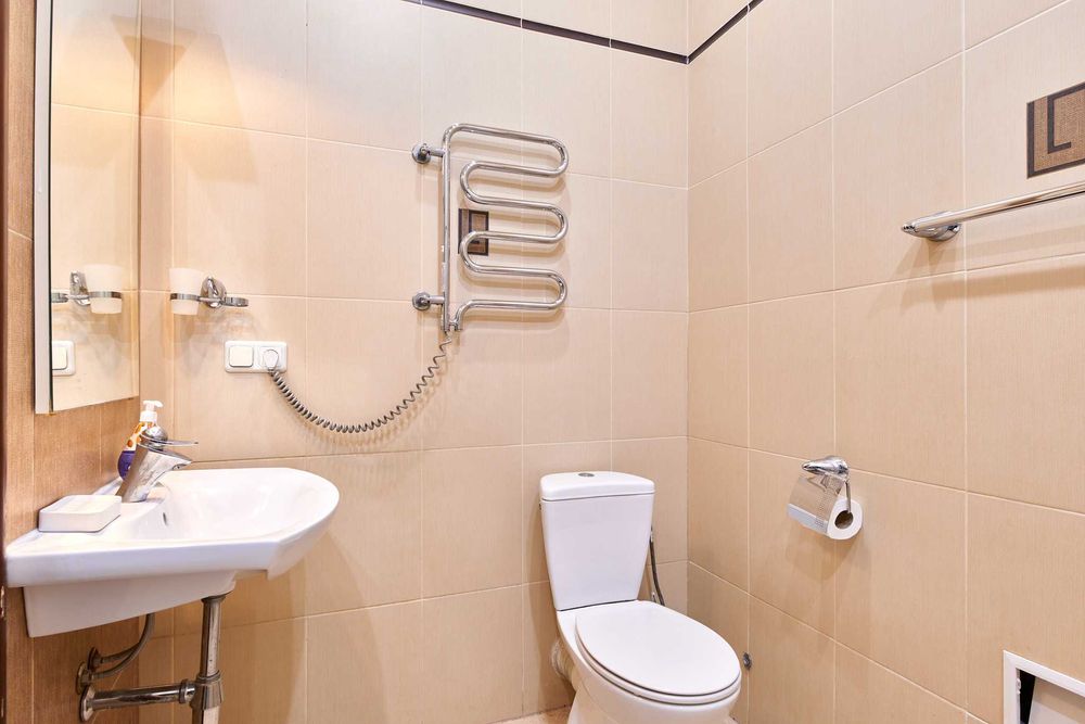 3 к Майдан, Софіївська площа, поряд Хрещатик