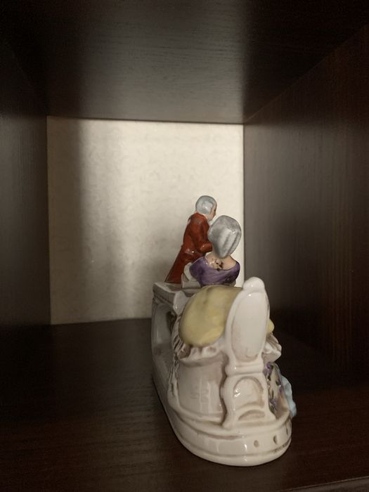 Фарфорова статуетка Німеччина Графенталь ,  статуэтка Германия