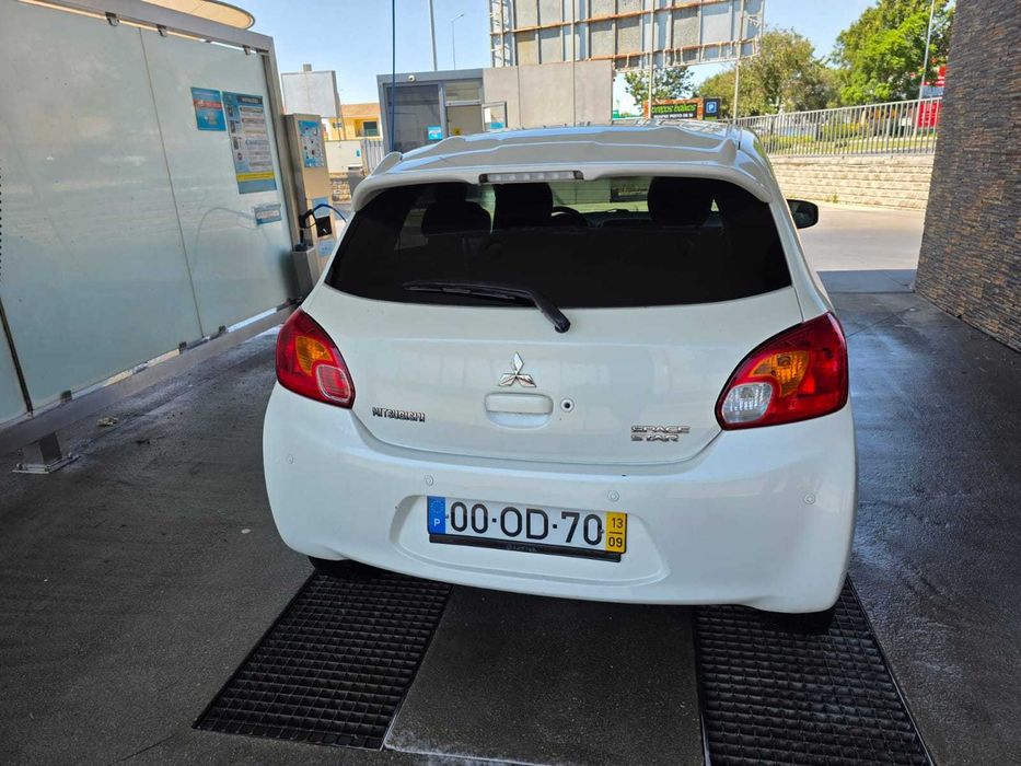 Mitsubishi Space Star 1.2 de 2013 com 79.064 km