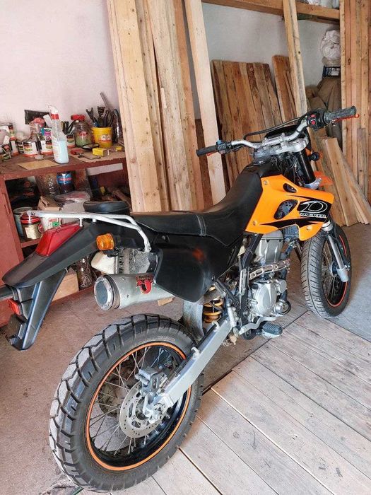 Kawasaki D-Tracker 250, 2003 мотард (супермото), карбюратор, 29 к.с.