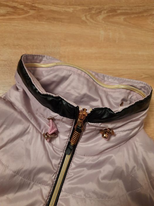 Damska kurtka liliowa z elementami skórzanymi - stan idealny!