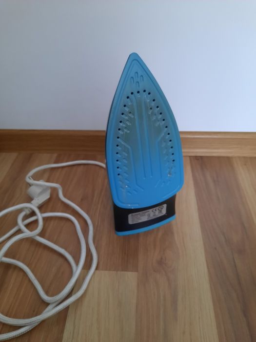 Żelazko elektryczne Russell Hobbs