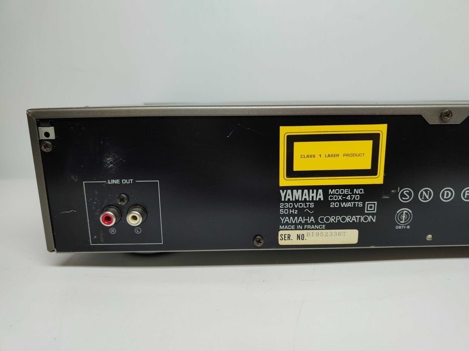Yamaha CDX-470 odtwarzacz CD