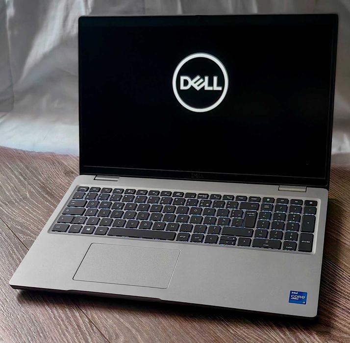 Dell precision 15"6 cała, i7-11gen,512ssdM2, Nvidia Quadro + Irix Xee