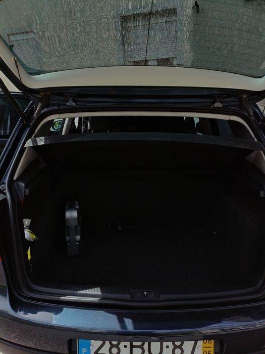 Vendo Volkswagen Golf MK5