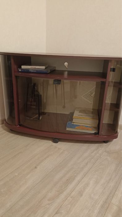 Тумба під телевізор