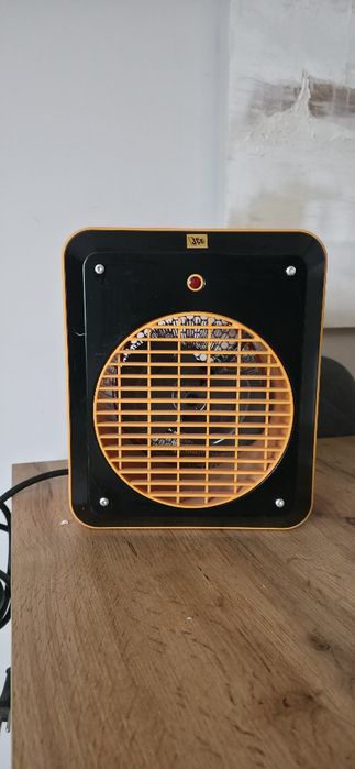 Przenośna nagrzewnica elektryczna marki JCB