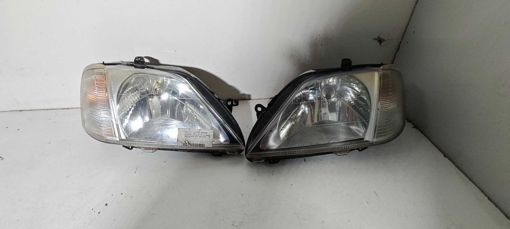 DACIA LOGAN HALOGEN Komplet lamp przednich Lewa + Prawa Lewy Prawy przód cena za 1 sztuke