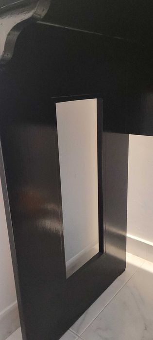 Secretaria em madeira pintada