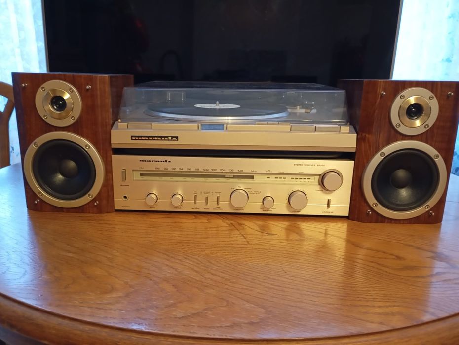 MARANTZ Музыкальная стойка