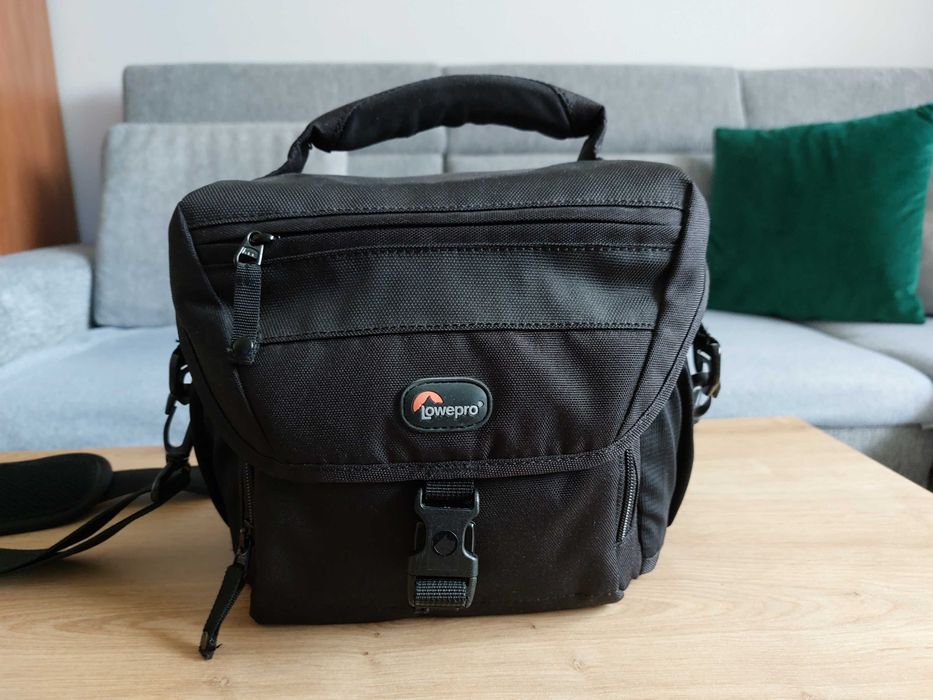 Lustrzanka Nikon D5200  18-105 VR