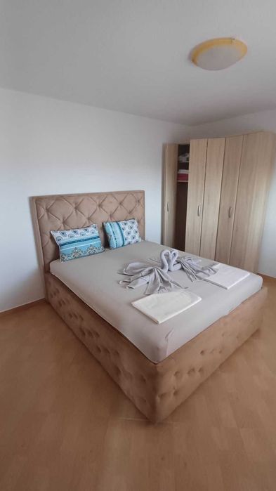 Бар. Зеленый пояс 3 улица. ЦЕЛЕБНЫЙ воздух. ЧУДО-вид! Рядом 2 квартиры