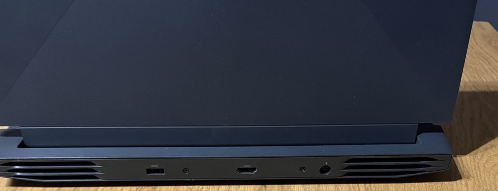 Laptop Dell G15 5510 i5-10gen 16GB /SSD 512GB / GTX 1650  15,6 Win 11