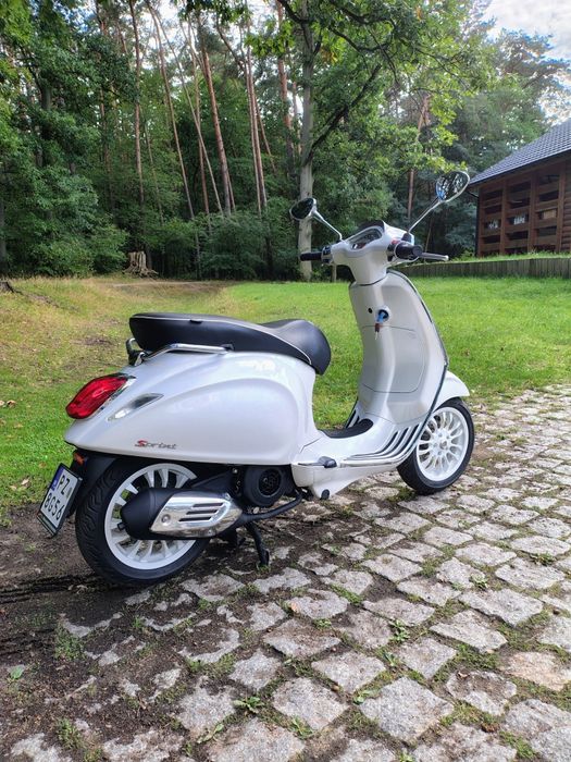 Vespa sprint 125 ABS  biała perła zarejestrowany opłacony
