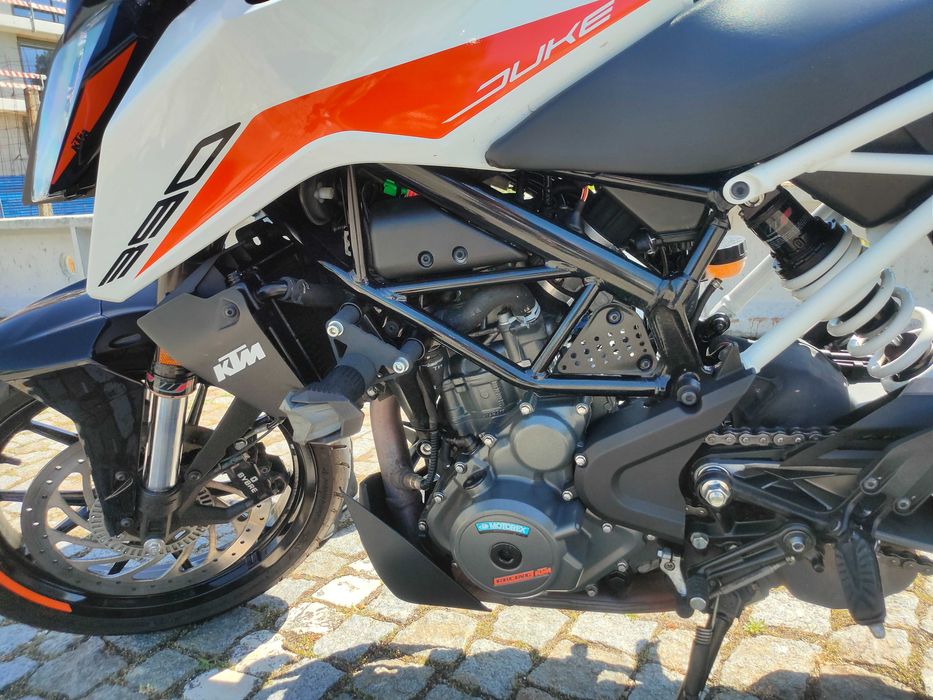 KTM Duke 390 2021 – Extras – Excelente Estado