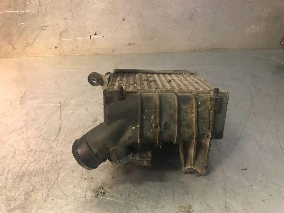 INTERCOOLER SEAT IBIZA 6L / VOLKSWAGEN POLO 9N 6Q0145804A