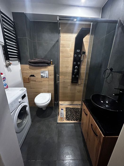 Mieszkanie / 2 Pokoje / 39mq / Balkon / Klimatyzacja