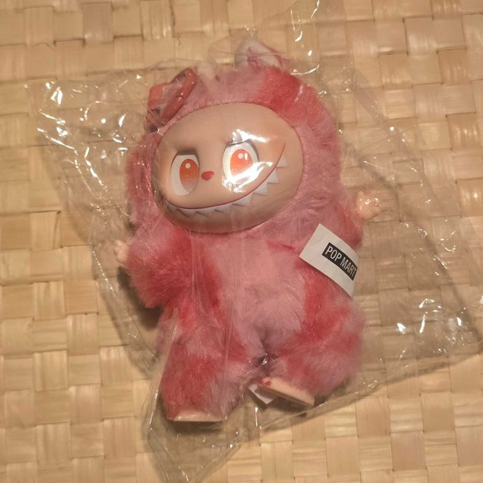 Réplicas Boneca Labubu v3.0