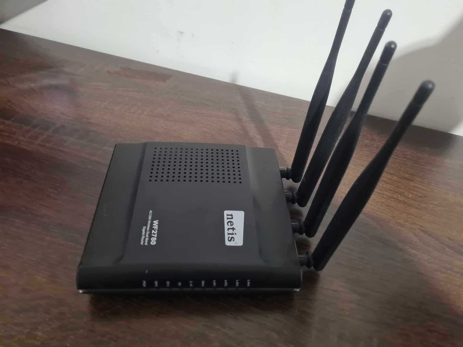 router Netis WF2780