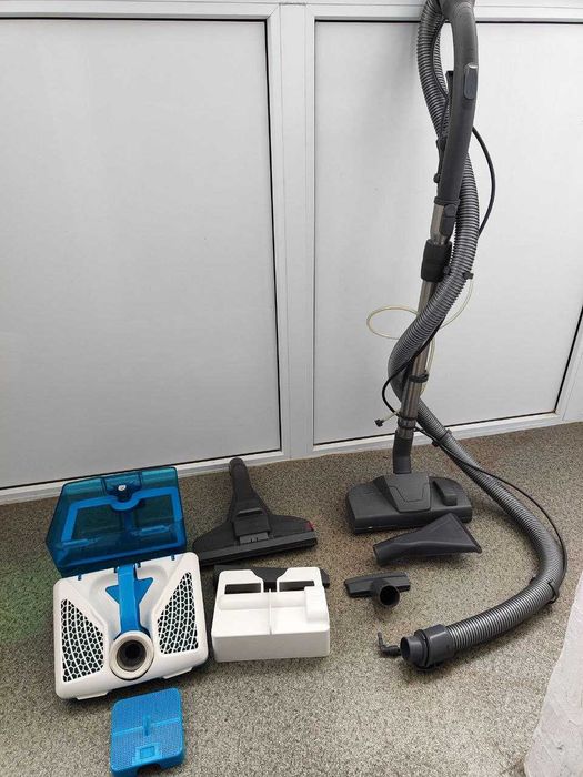 Миючий пилосос з аквафільтром THOMAS TWIN XT + 1л нім. миючого засобу