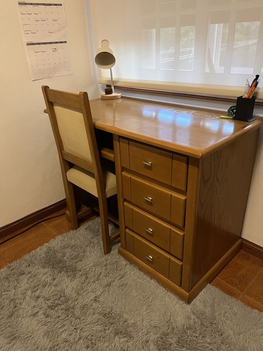 Quarto de solteiro completo