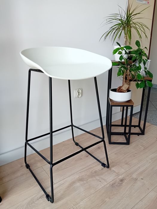 Krzeslo barowe hoker do kuchni biały