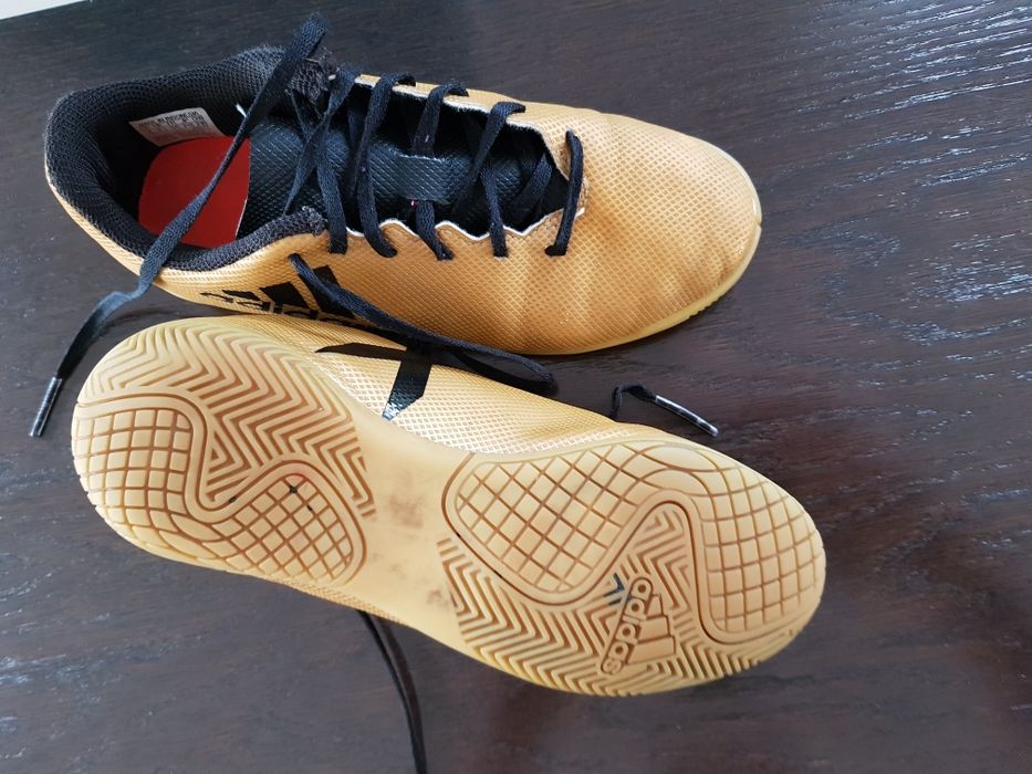 Halówki buty sportowe Adidas 35