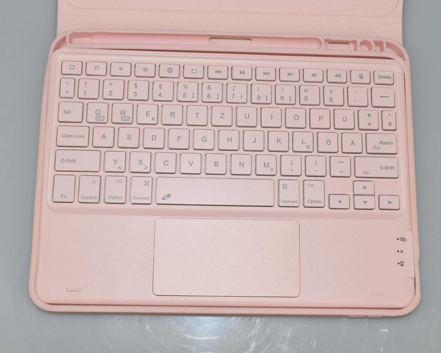 Etui z klawiaturą i touchpadem do iPad 10/11 Gen Bluetooth