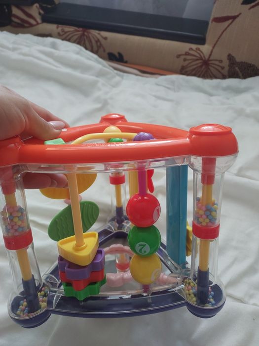 Дитяча іграшка для розвитку