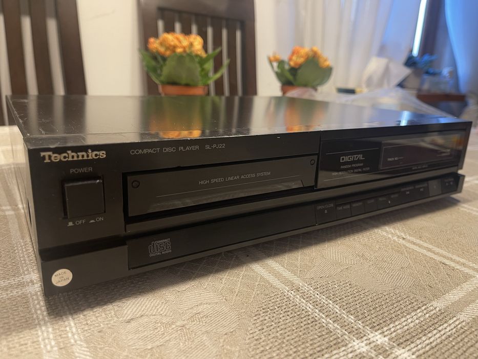 Technics SL-PJ22 compact disc