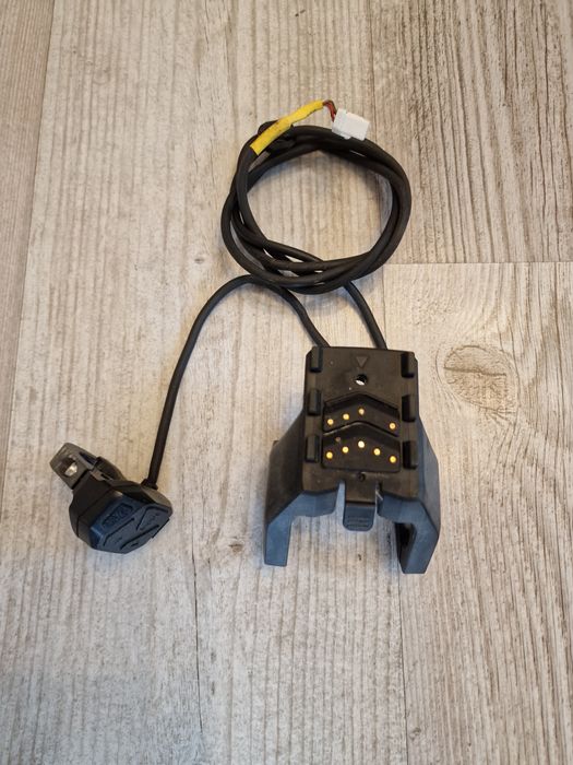Podstawa displaya z manipulatorem do roweru elektrycznego Flyer