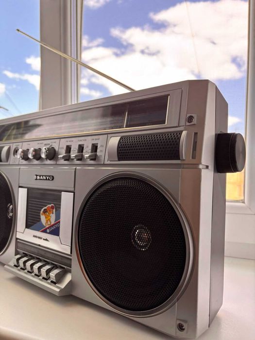 Магнітола SANYO m9830k