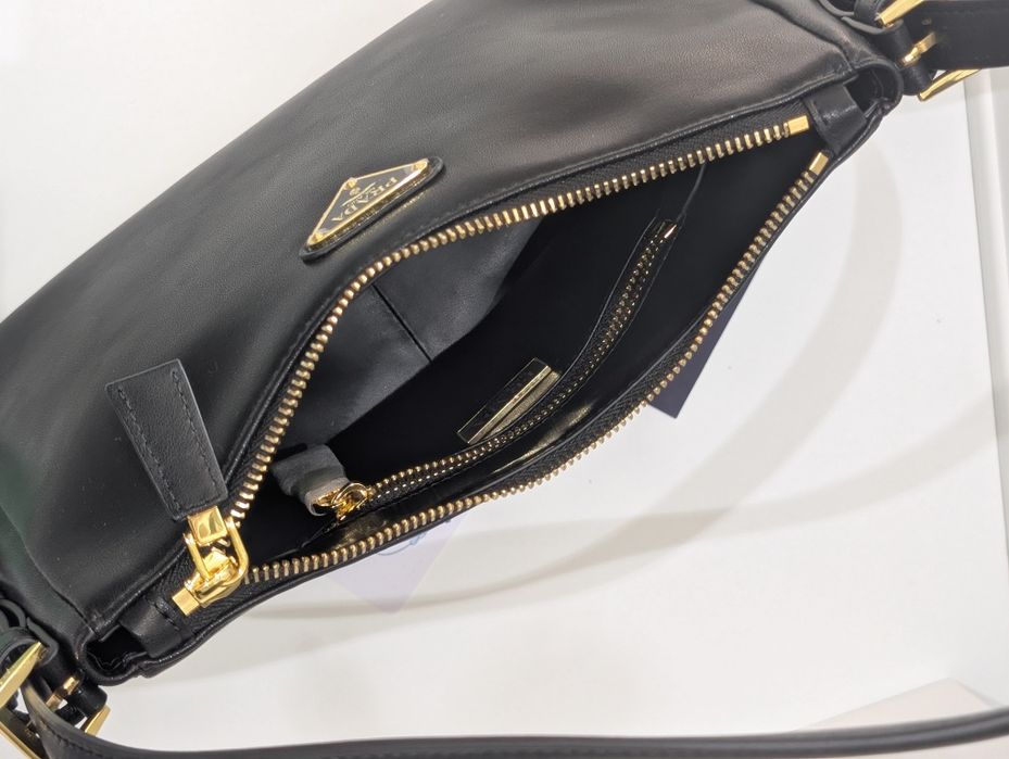Сумка Prada натуральна шкіра