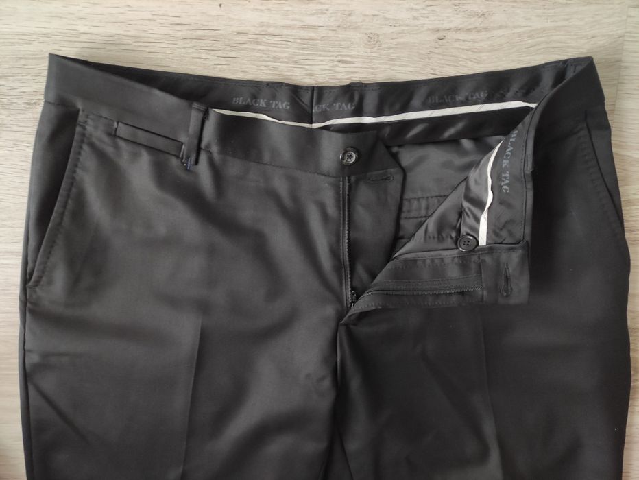 Spodnie garniturowe czarne 42 Zara Man gładkie zap. na zamek garnitur